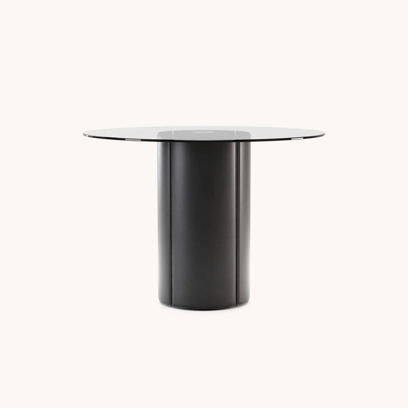 Mano Dining Table - boccainteriors